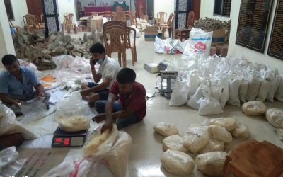 ঈদ উপলক্ষ্যে খাদ্য সামগ্রী বিতরণ